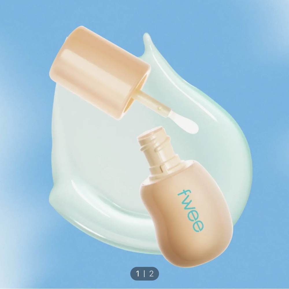 Fwee 4D Voluming Plumper lip gloss